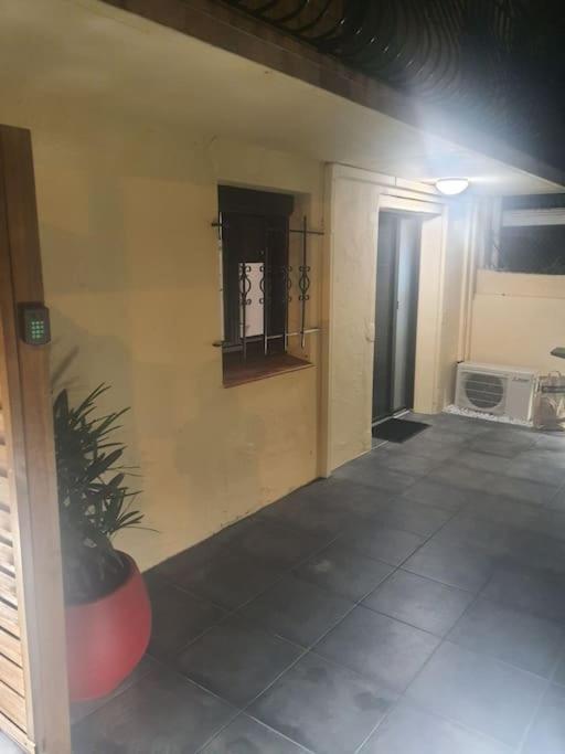 Superbe Appartement Avec Jacuzzi Et Exterieur Perpignan Bagian luar foto