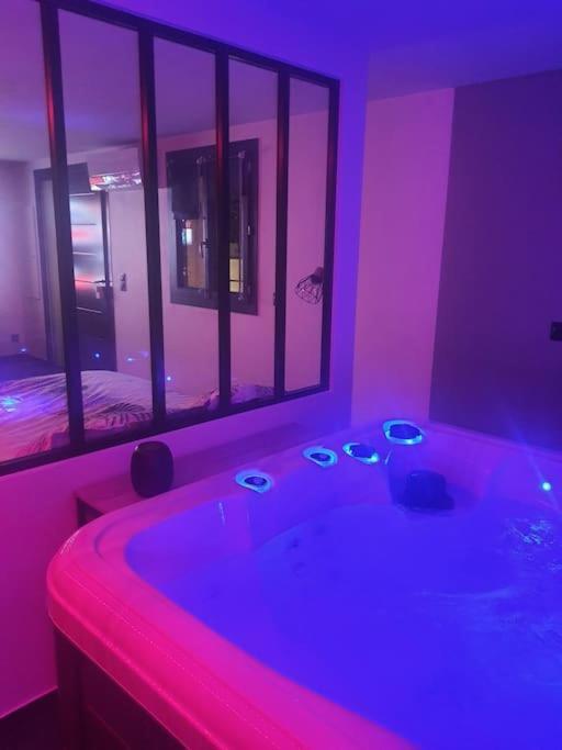 Superbe Appartement Avec Jacuzzi Et Exterieur Perpignan Bagian luar foto