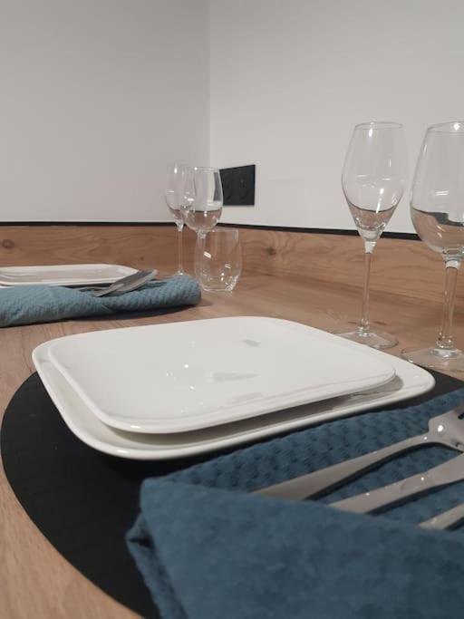 Superbe Appartement Avec Jacuzzi Et Exterieur Perpignan Bagian luar foto