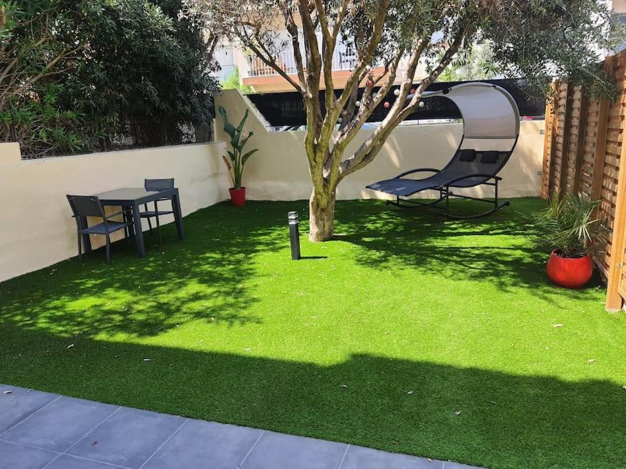 Superbe Appartement Avec Jacuzzi Et Exterieur Perpignan Bagian luar foto