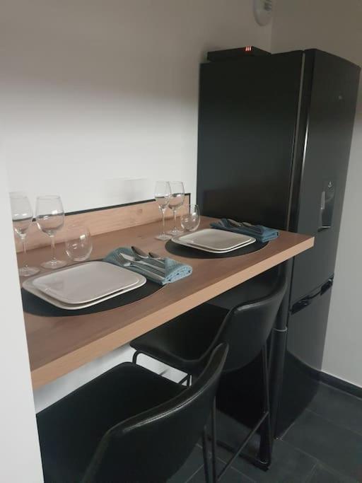Superbe Appartement Avec Jacuzzi Et Exterieur Perpignan Bagian luar foto