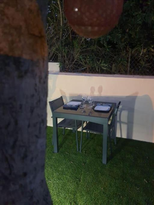 Superbe Appartement Avec Jacuzzi Et Exterieur Perpignan Bagian luar foto